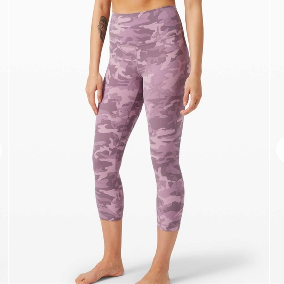 lululemon athletica Pants - Lululemon Align 21" Crop Leggings Pink Camo 4